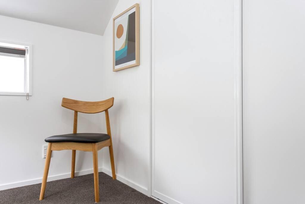 Appartamento Convenient Urban Townhouse 2 Carparks Available Christchurch Esterno foto