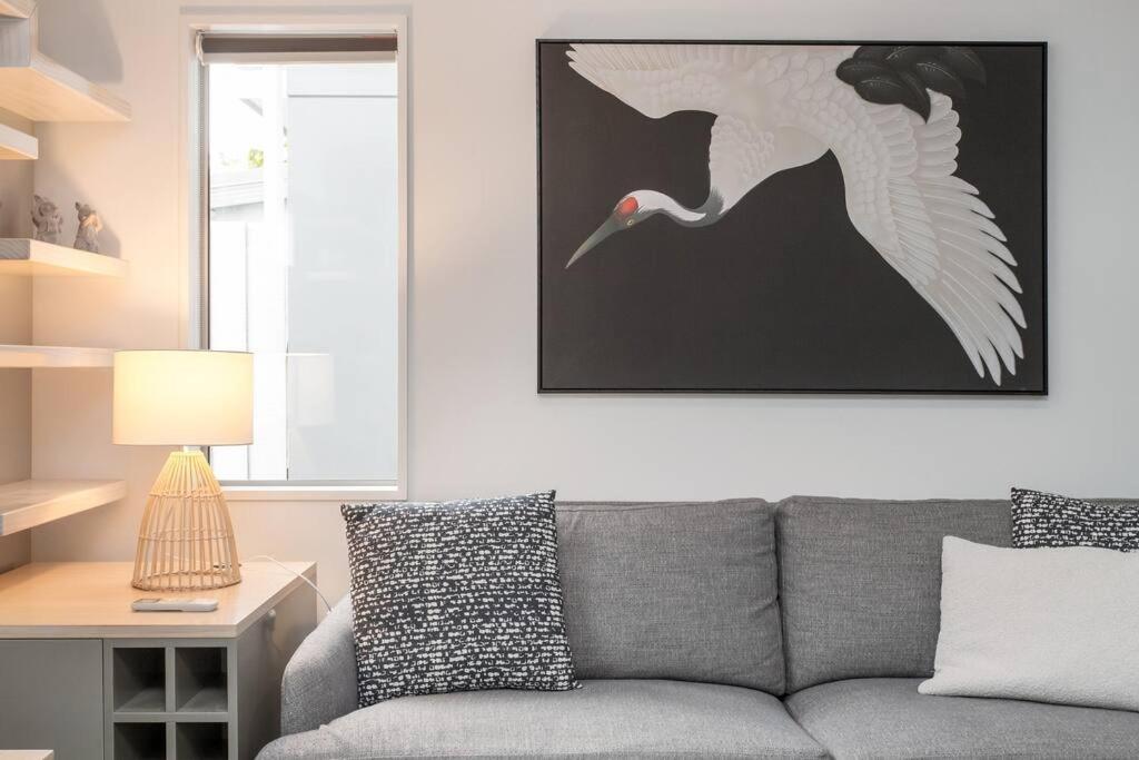 Appartamento Convenient Urban Townhouse 2 Carparks Available Christchurch Esterno foto